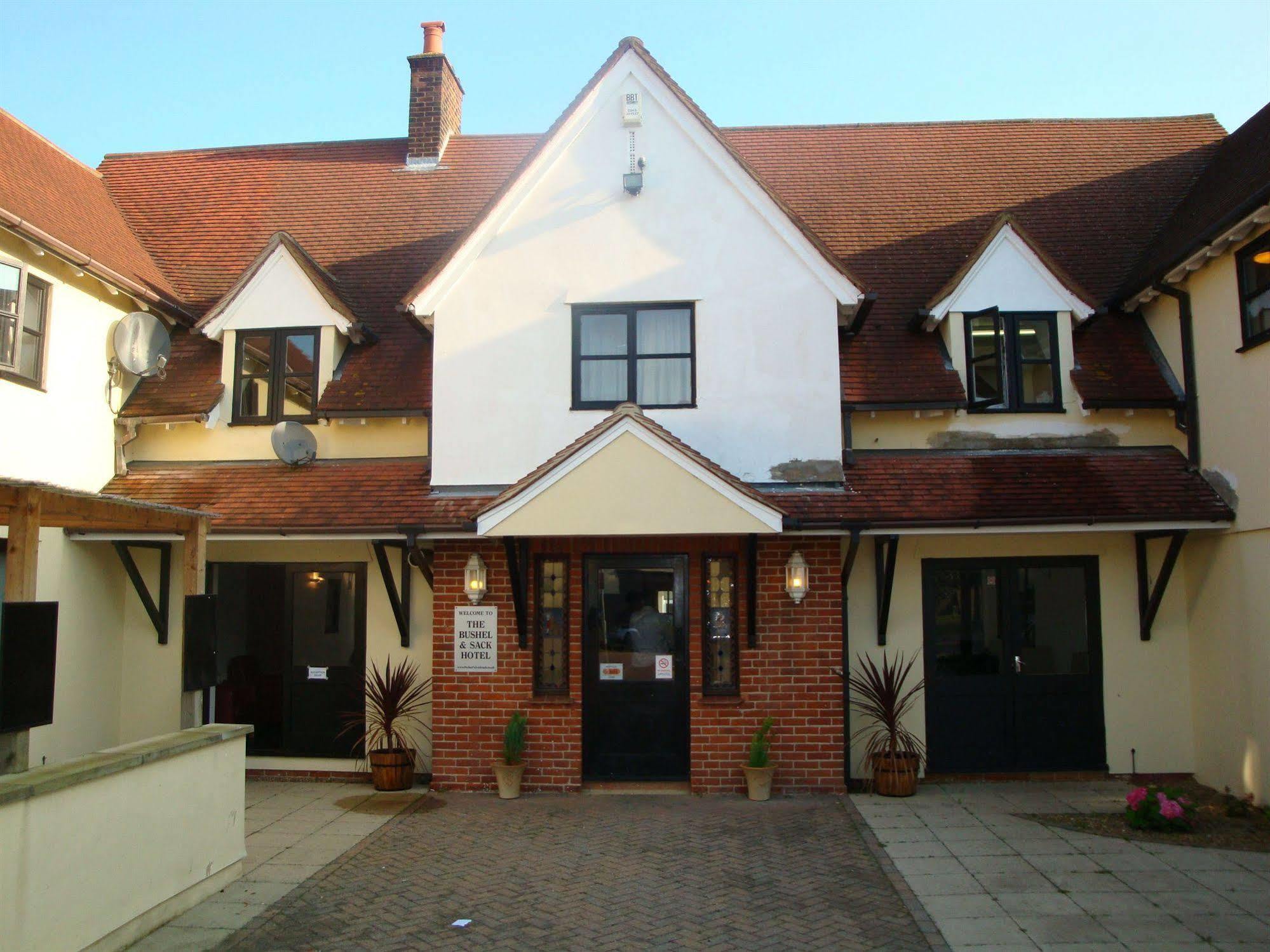 Stansted Skyline Hotel Great Dunmow Εξωτερικό φωτογραφία
